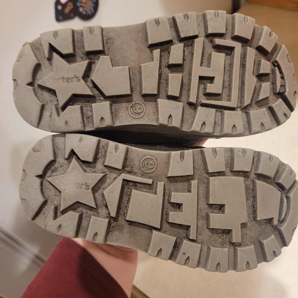 Carter's boots - Picture 6 of 6